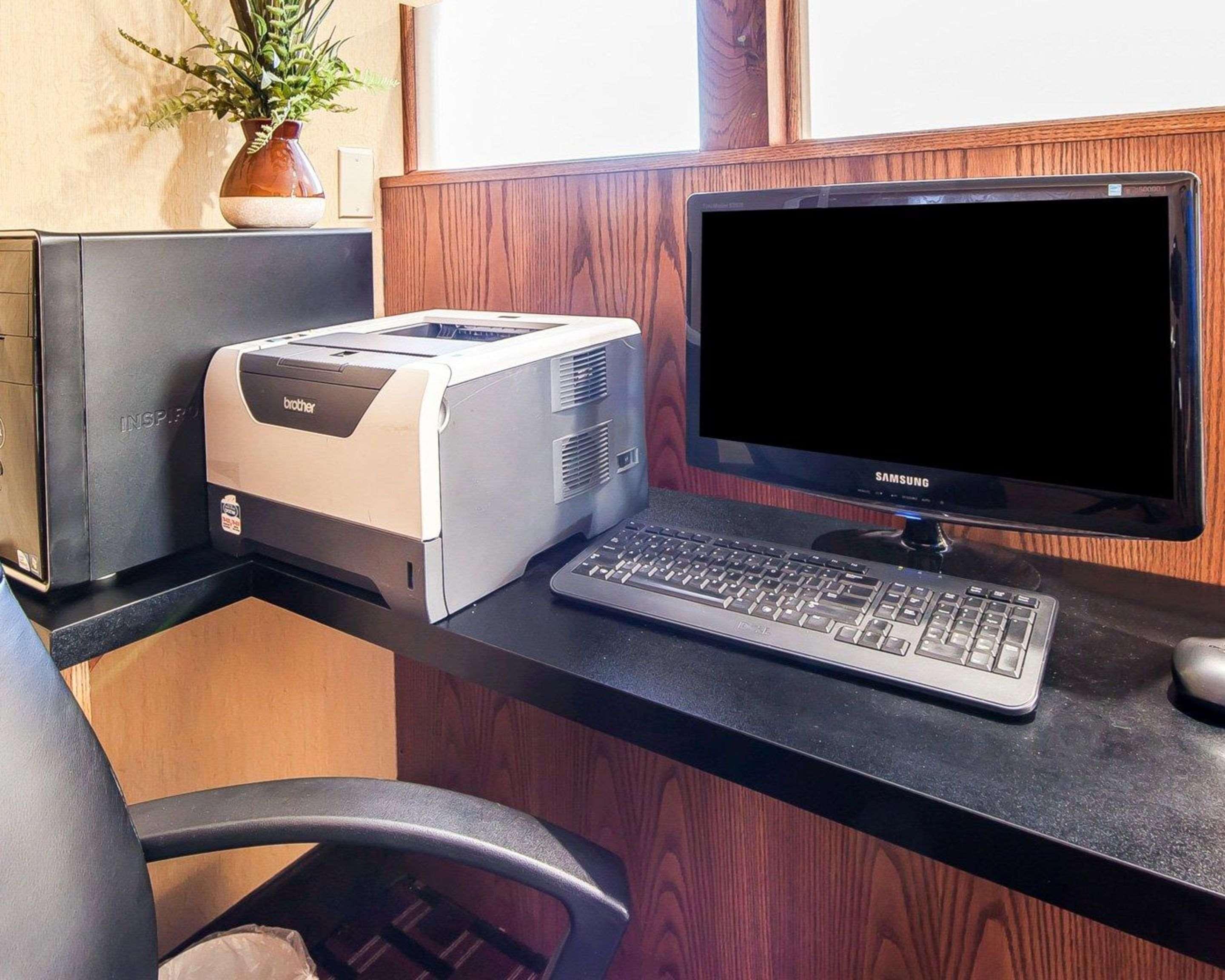 Seaman Quality Inn מראה חיצוני תמונה