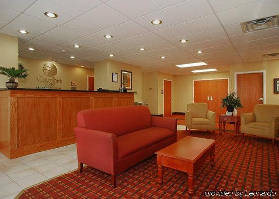 Seaman Quality Inn מראה פנימי תמונה