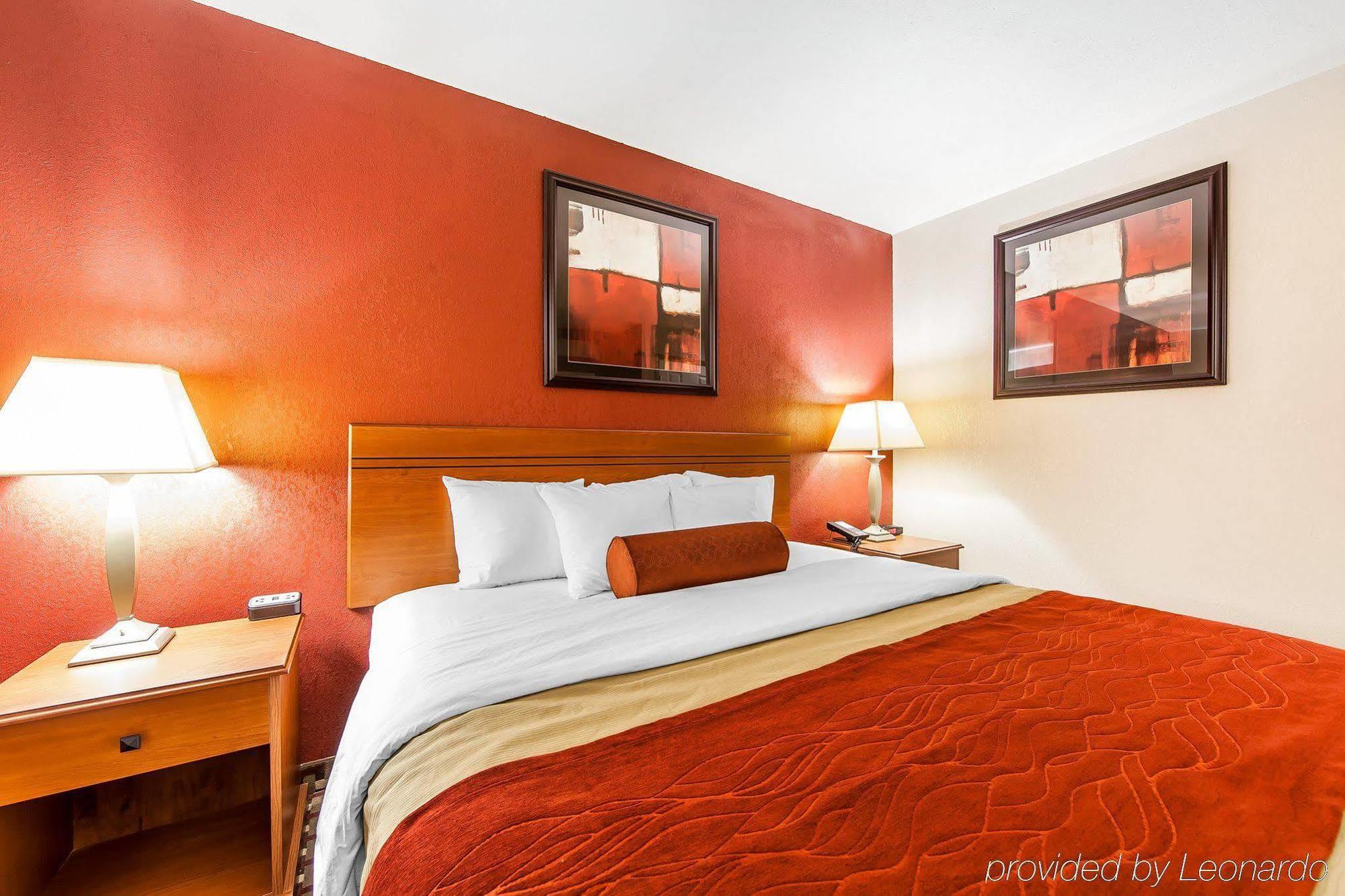Seaman Quality Inn מראה חיצוני תמונה