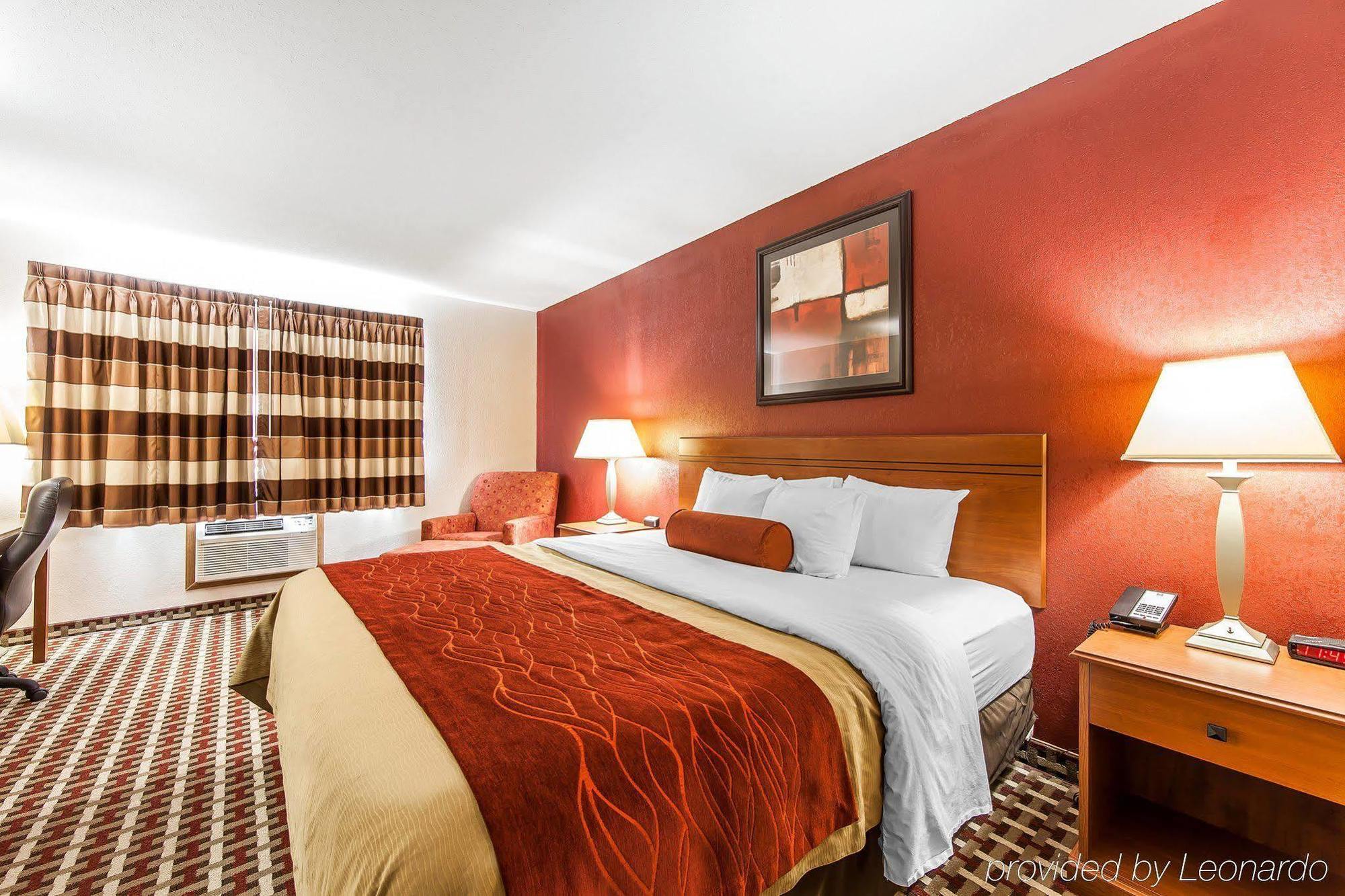 Seaman Quality Inn מראה חיצוני תמונה