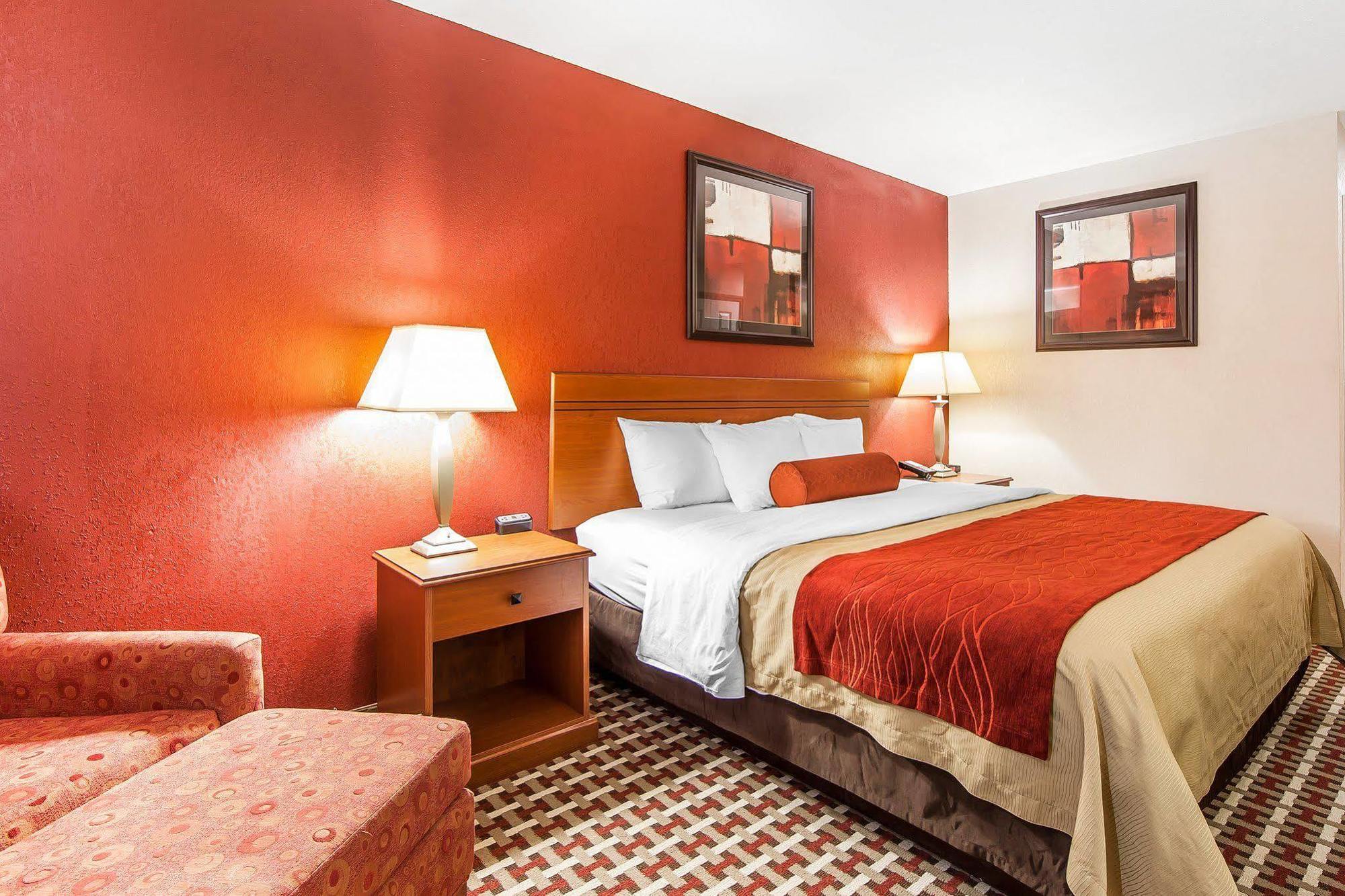Seaman Quality Inn מראה חיצוני תמונה